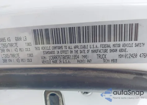 2019 Ram 1500 Classic Tradesman 4X4 6'4 Box из США, поврежденный, VIN 1C6RR7ST6KS611954